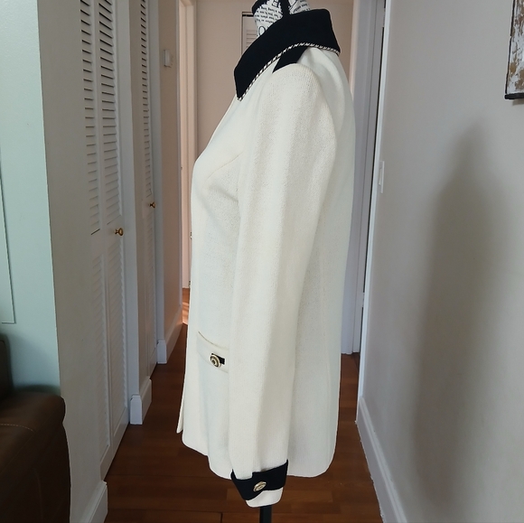 St. John Santana Knit Blazer - Picture 6 of 11